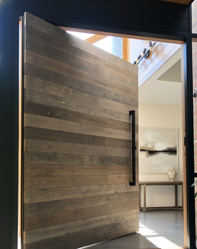 How Do Pivot Doors Work?